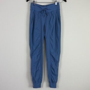 Lululemon Dance Studio Full Length Mid Rise Joggers in Ink Blue Size 2